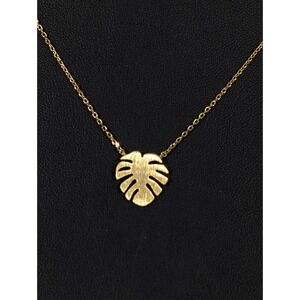 Beachy Tropical Leaf Necklace Dainty Gold Tone Chic For Layering 17 inch